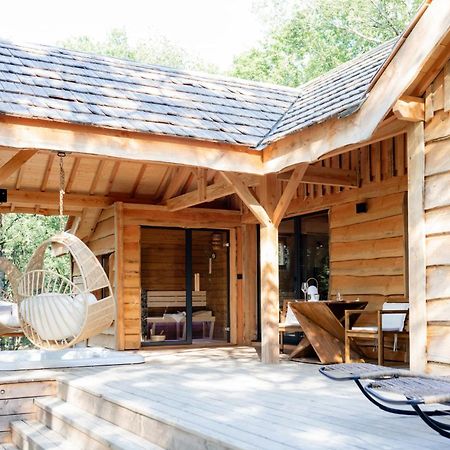 Dolce Et Cabane Berat Buitenkant foto