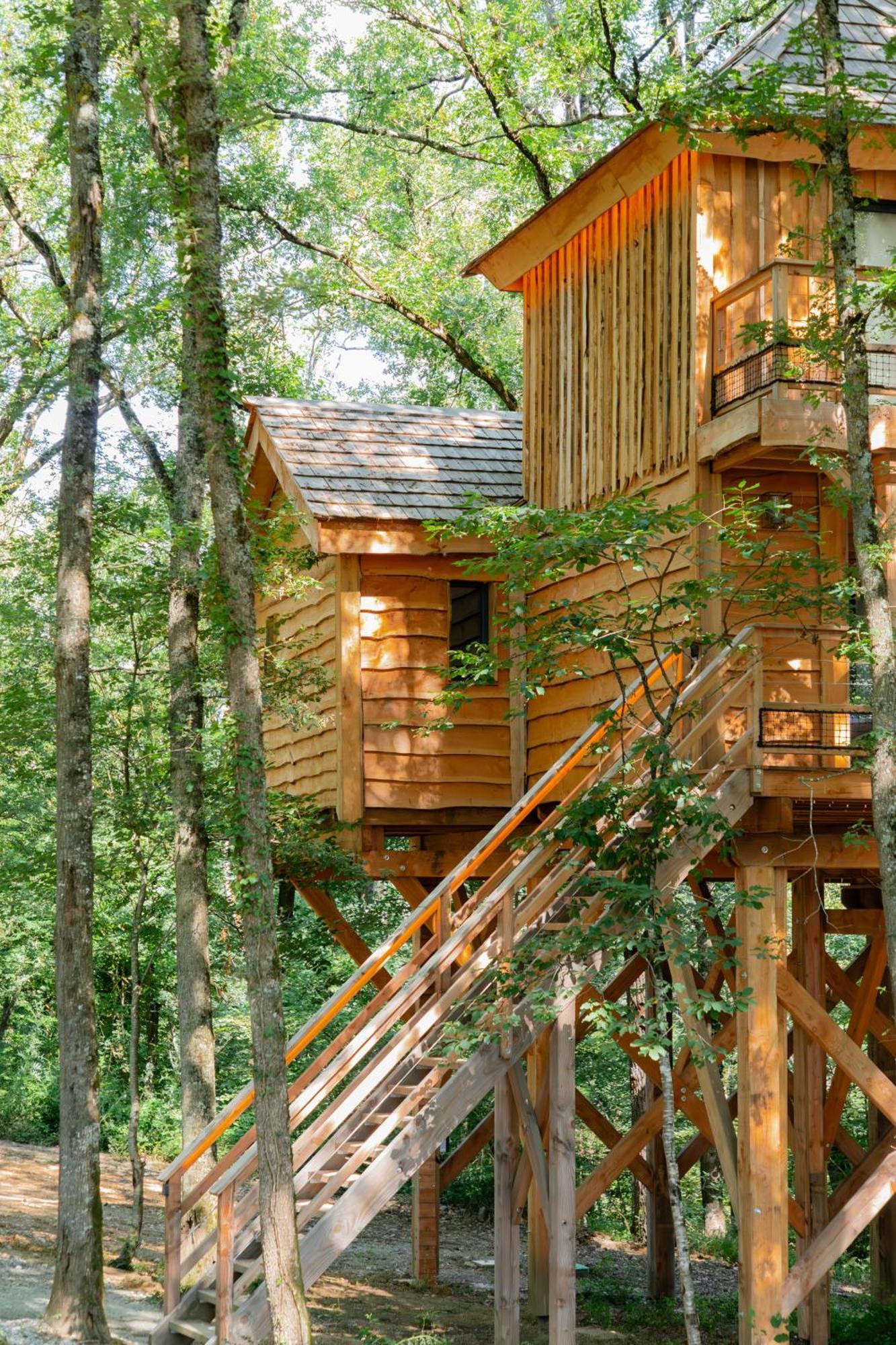 Dolce Et Cabane Berat Buitenkant foto