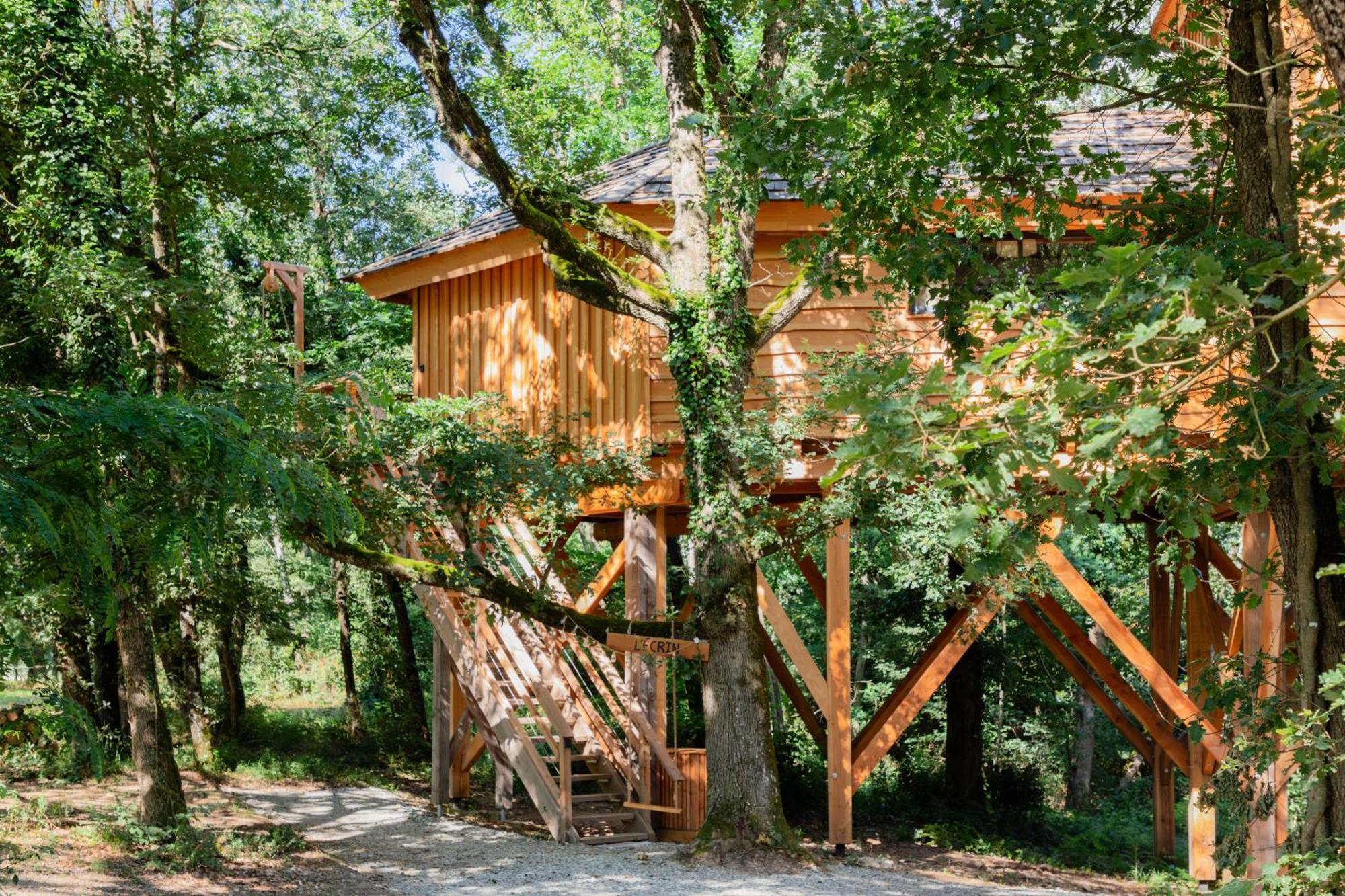 Dolce Et Cabane Berat Buitenkant foto