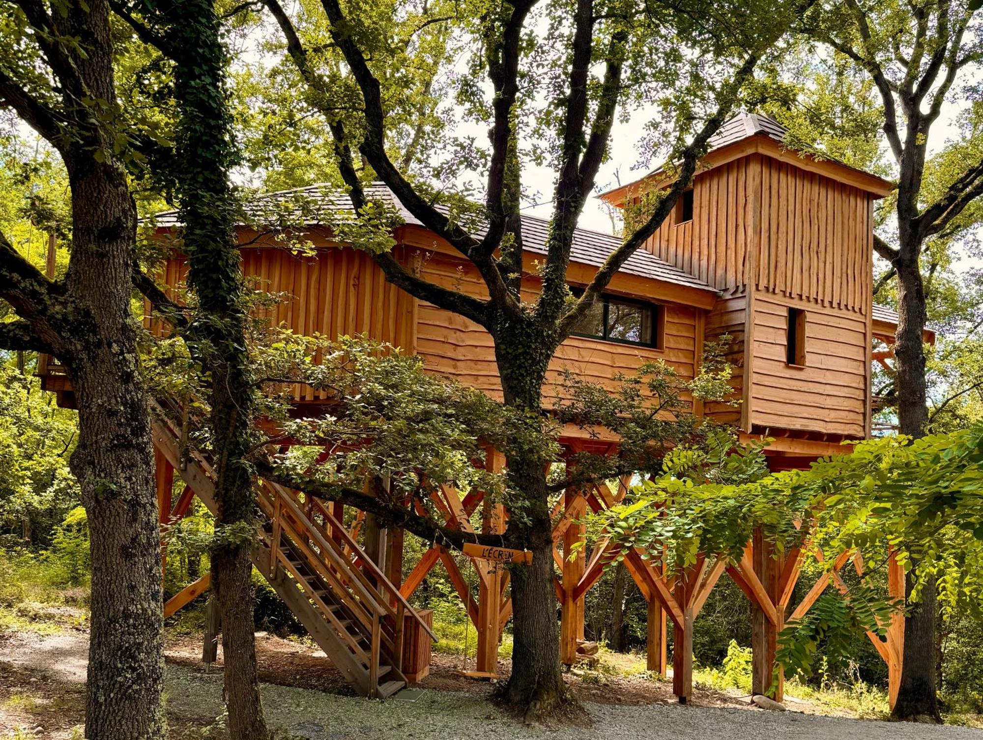 Dolce Et Cabane Berat Buitenkant foto